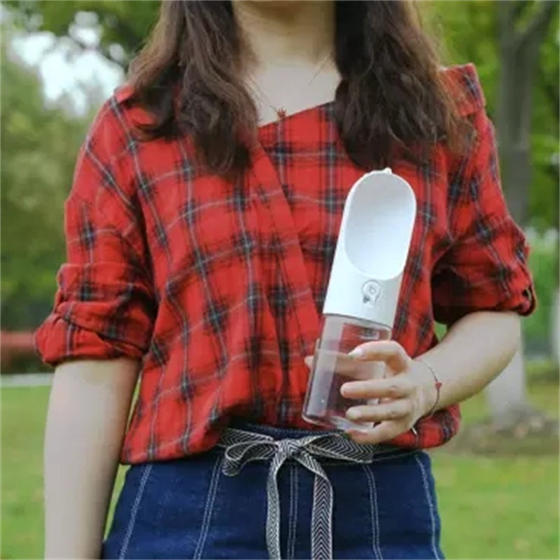 Pet Outdoor With Water Cups Out Walking The Dog Portable