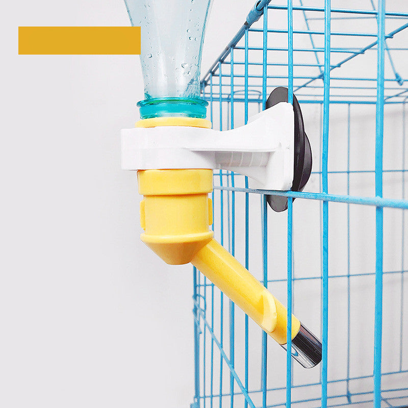 Hangable Pet Waterer Head Can Be Inserted Into The Bottle