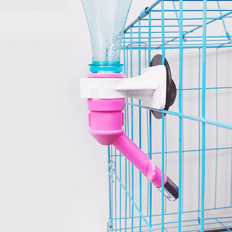 Hangable Pet Waterer Head Can Be Inserted Into The Bottle